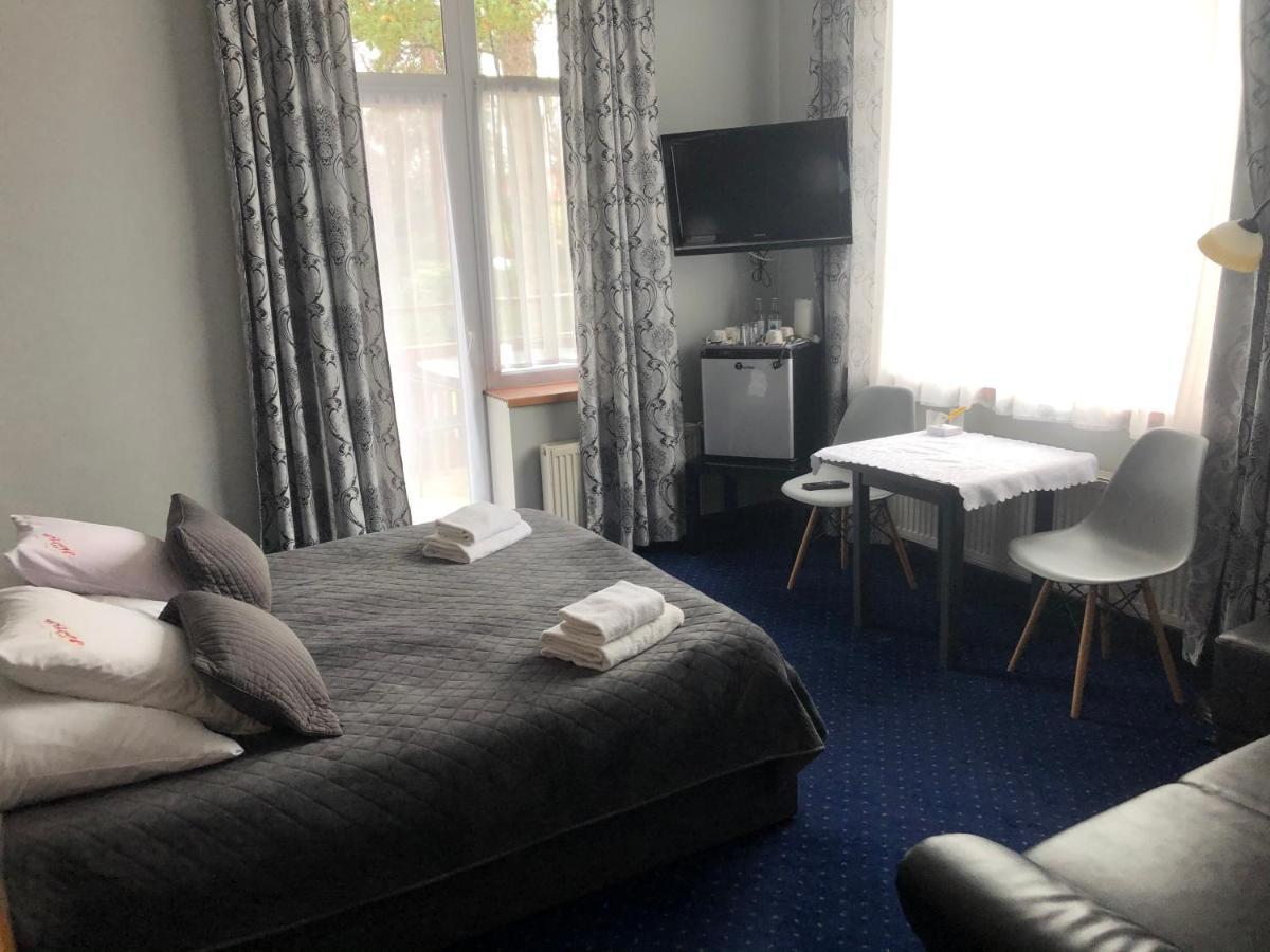Hotel Bella Jelenia Gora Dış mekan fotoğraf