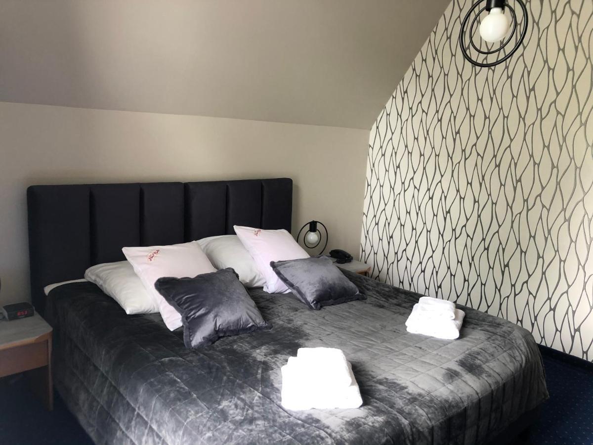 Hotel Bella Jelenia Gora Dış mekan fotoğraf