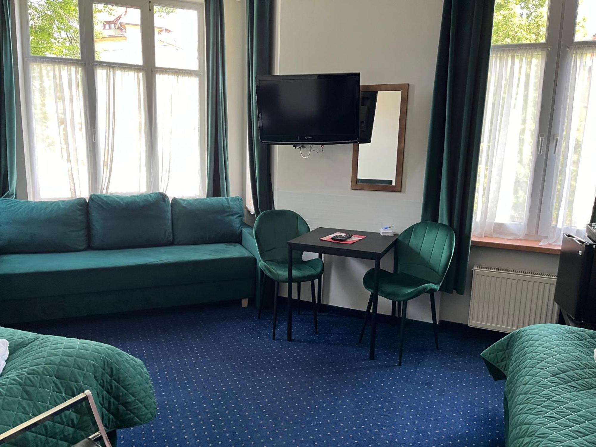 Hotel Bella Jelenia Gora Dış mekan fotoğraf