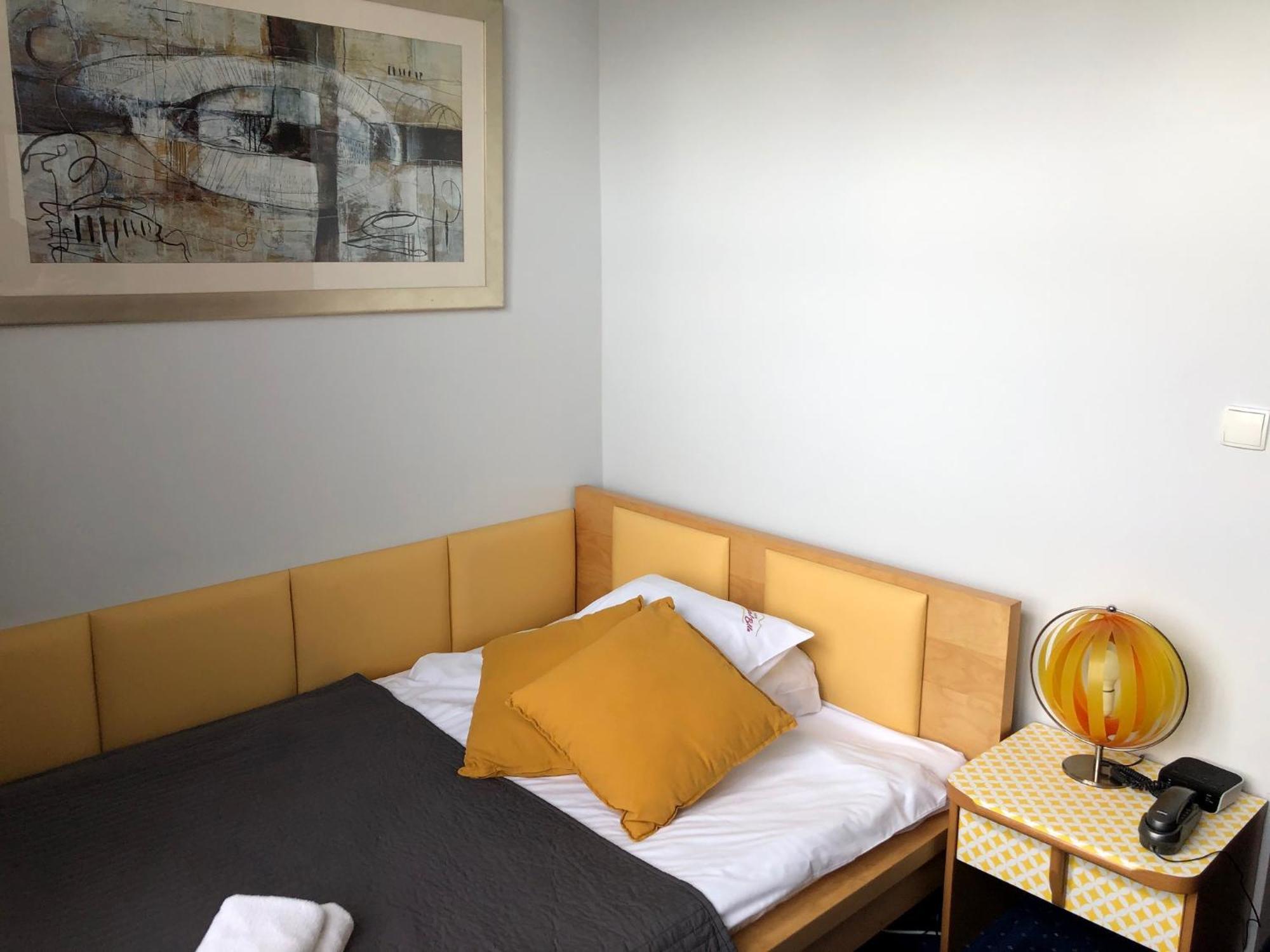 Hotel Bella Jelenia Gora Dış mekan fotoğraf